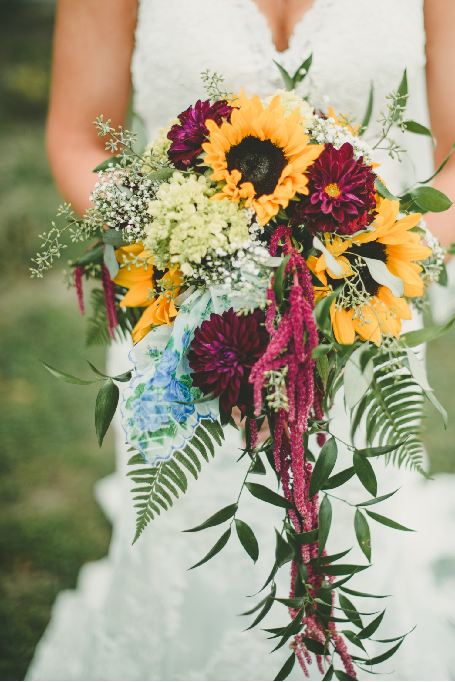 Wedding Wednesday | Bouquets That I Love |Illinois Wedding Photographer ...